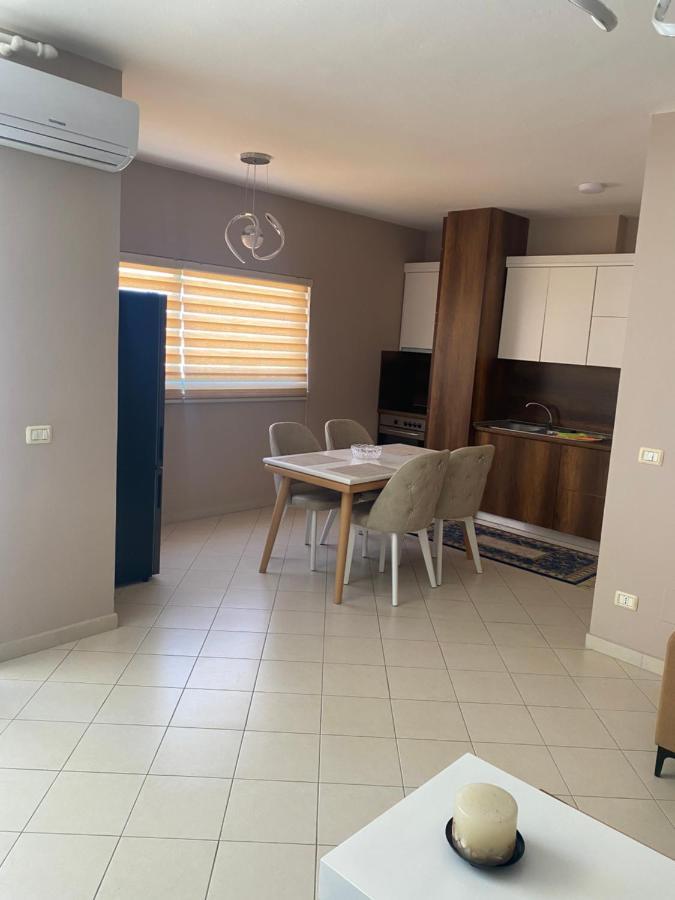 Hoara Holidays Apartment'S Durres Ngoại thất bức ảnh